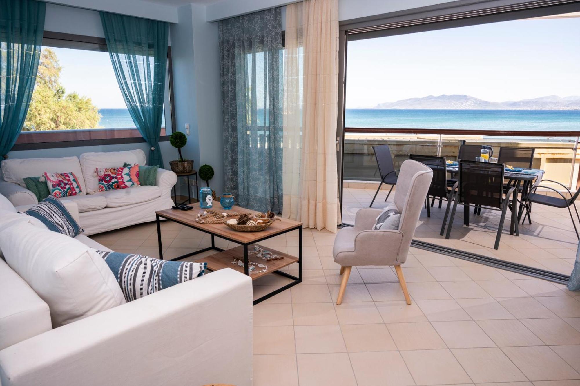Oceanis Apartments Artemida  Buitenkant foto
